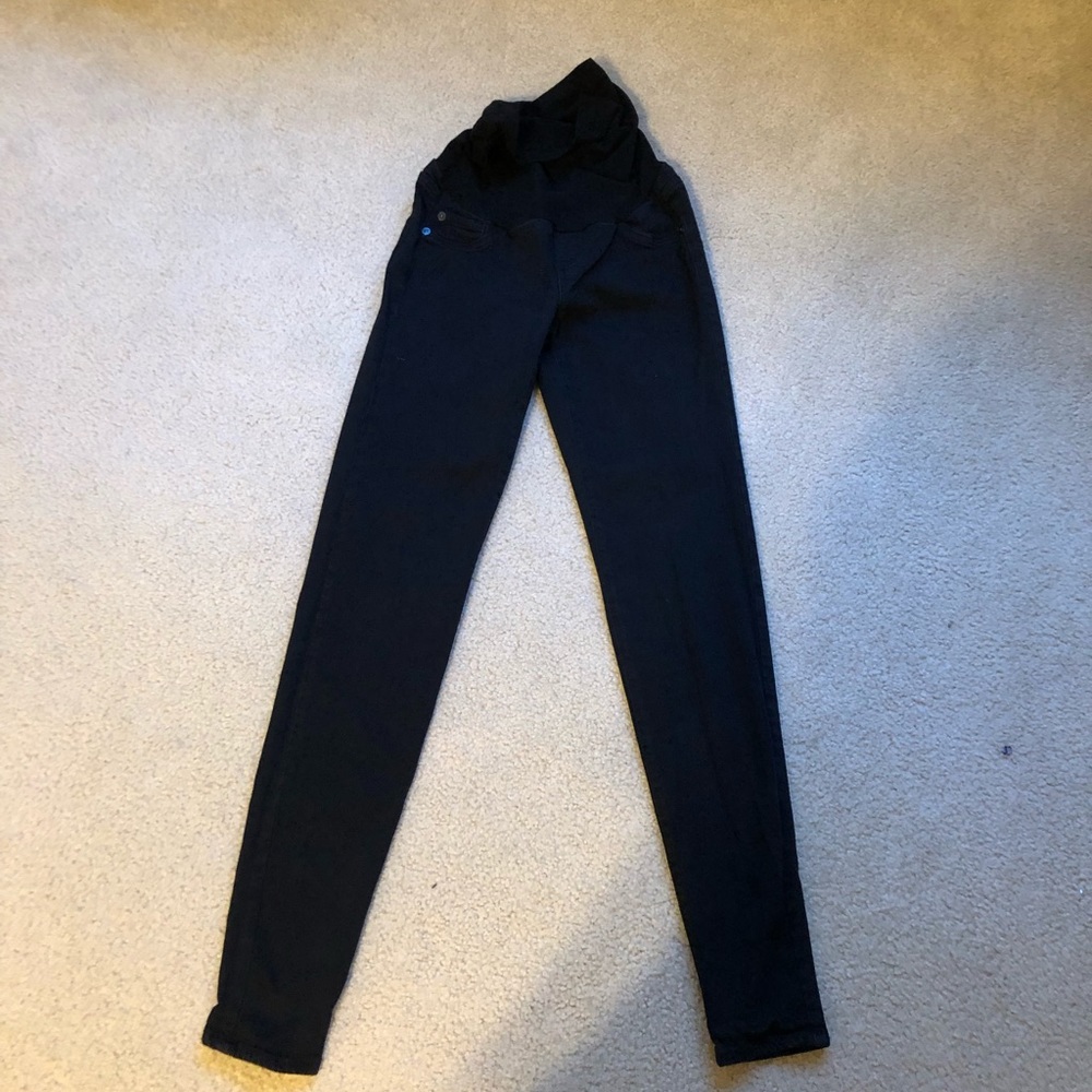 Black over the bump stretch jeans. Size 26.